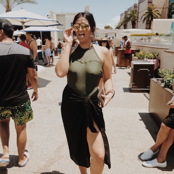 MEET ME 🤗🥰 - Picture 2 of 10